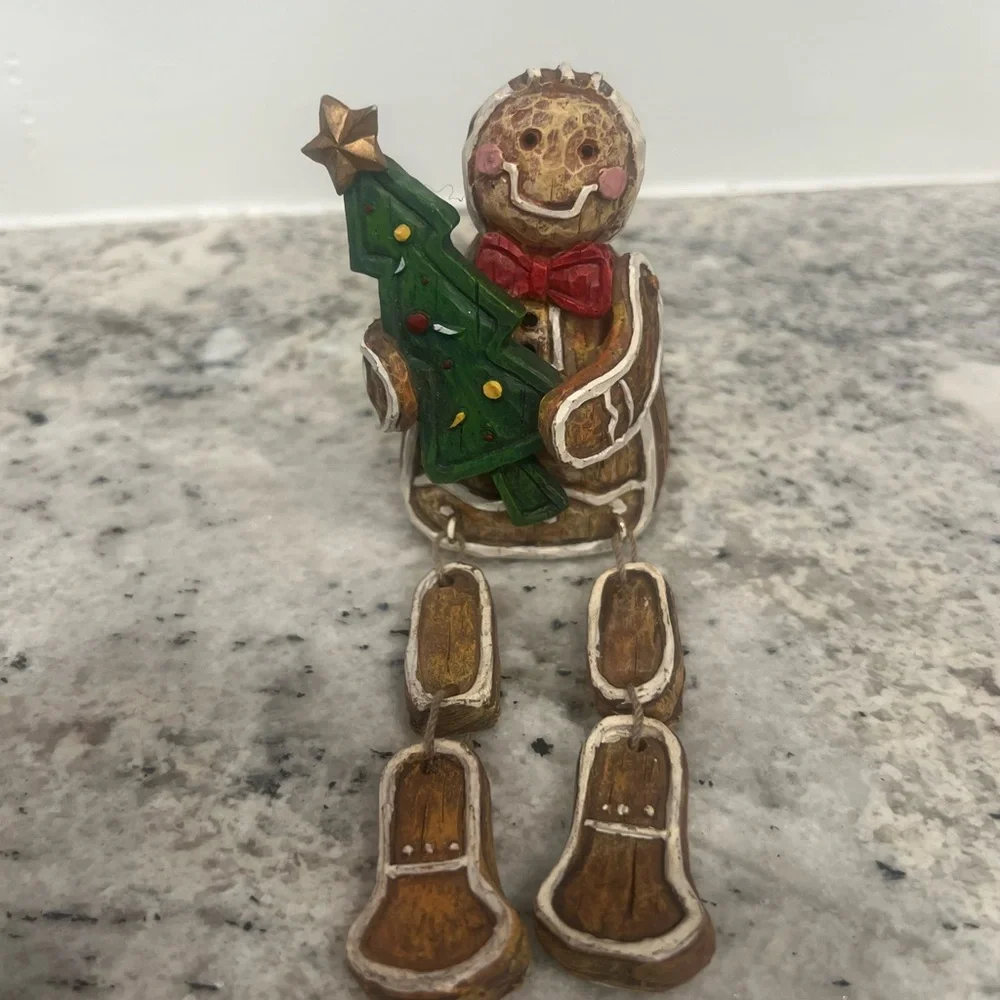 Christmas Holiday Decor Gingerbread Man Shelf Sitter Figurine Resin